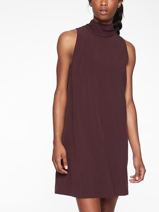 Athleta Womens Initiative Dress Auberge Size M