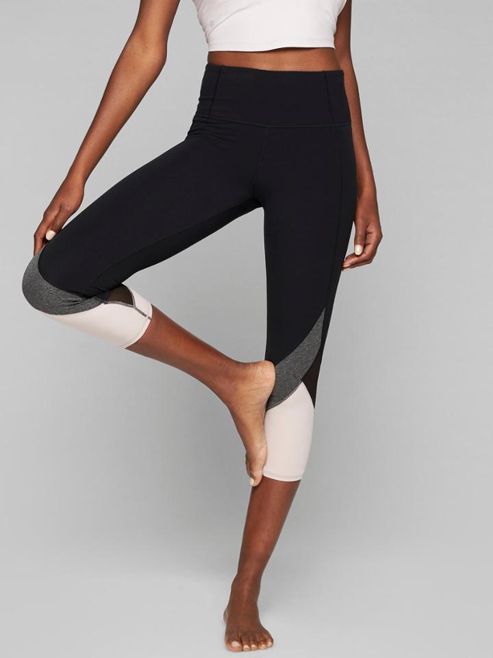 Colorblock Mesh Salutation Capri