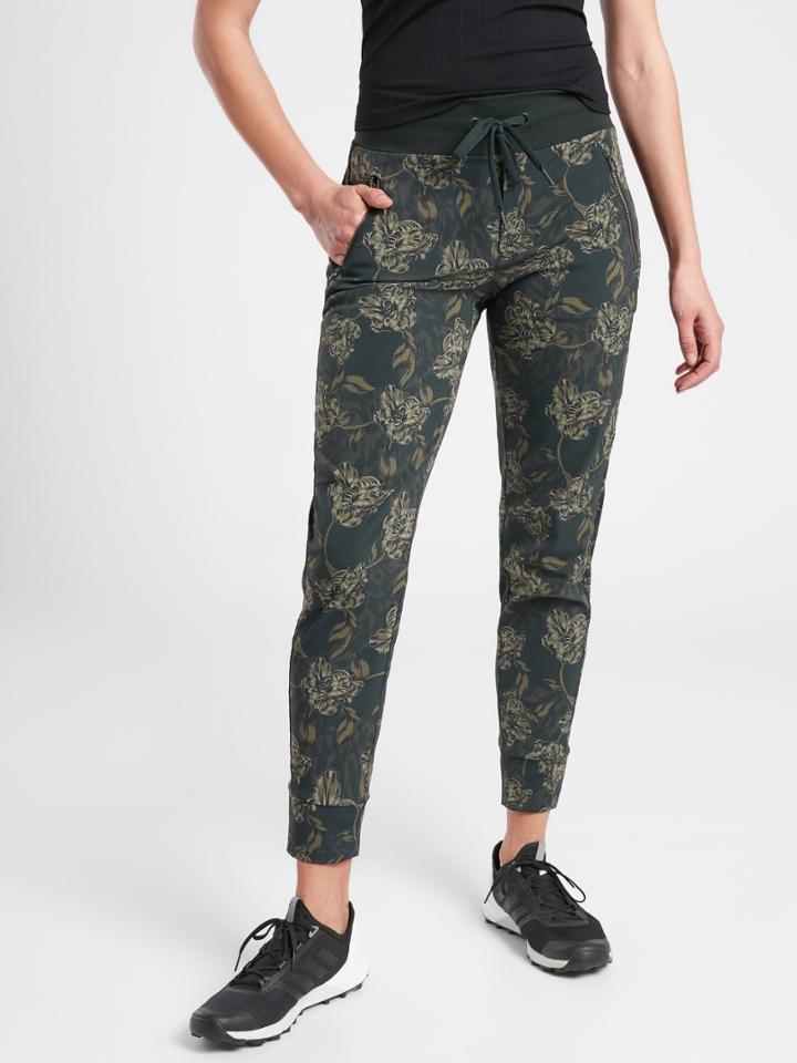Trekkie North Printed Jogger
