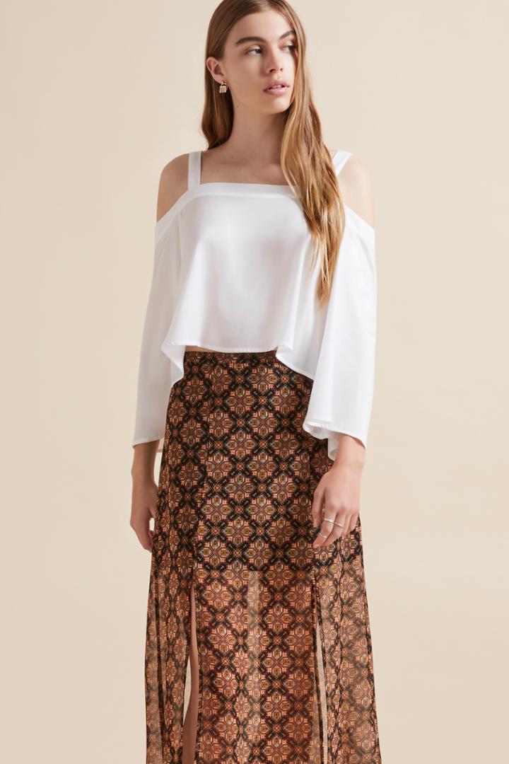 The Fifth In Full Light Top Ivory