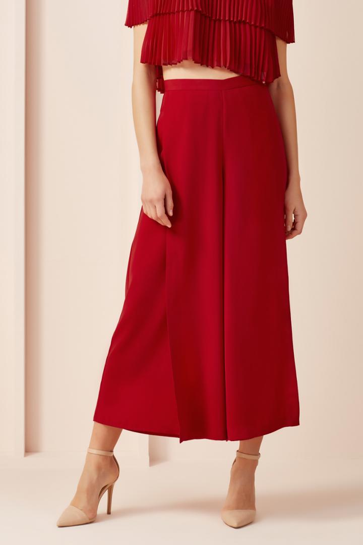 Keepsake Meadows Cropped Pants Scarlet Red
