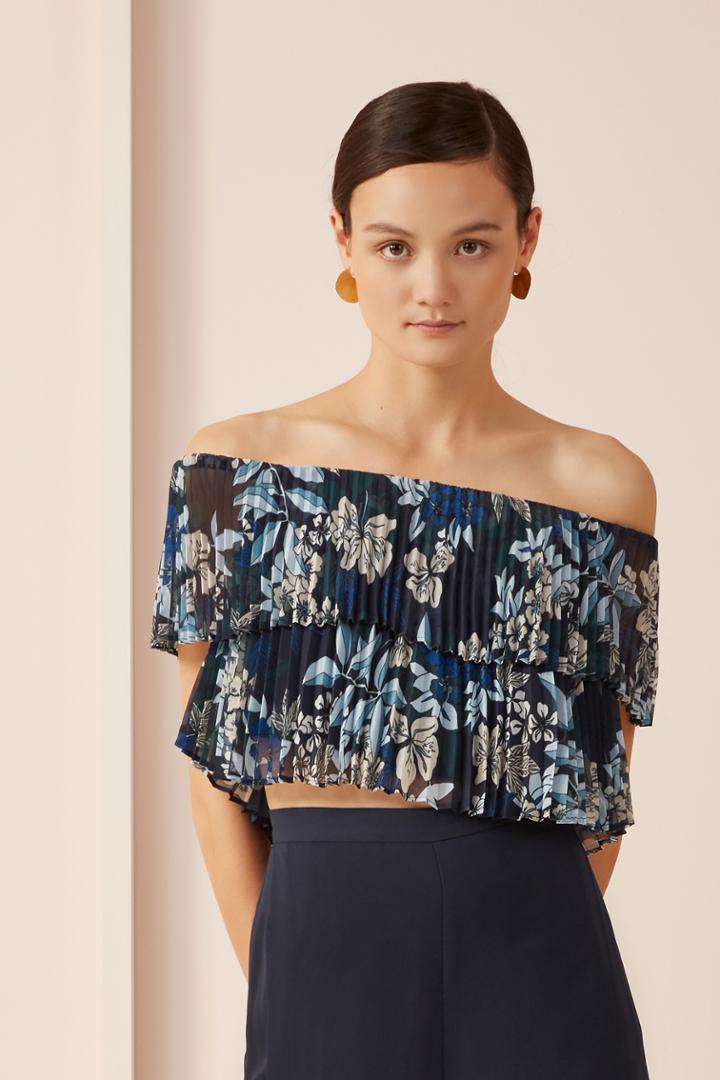Keepsake Seasons Top Navy Botanic Floral