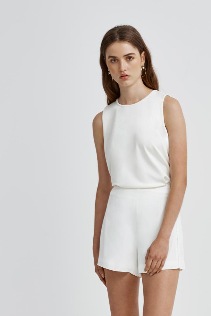 Finders Keepers Pelli Short Cloud