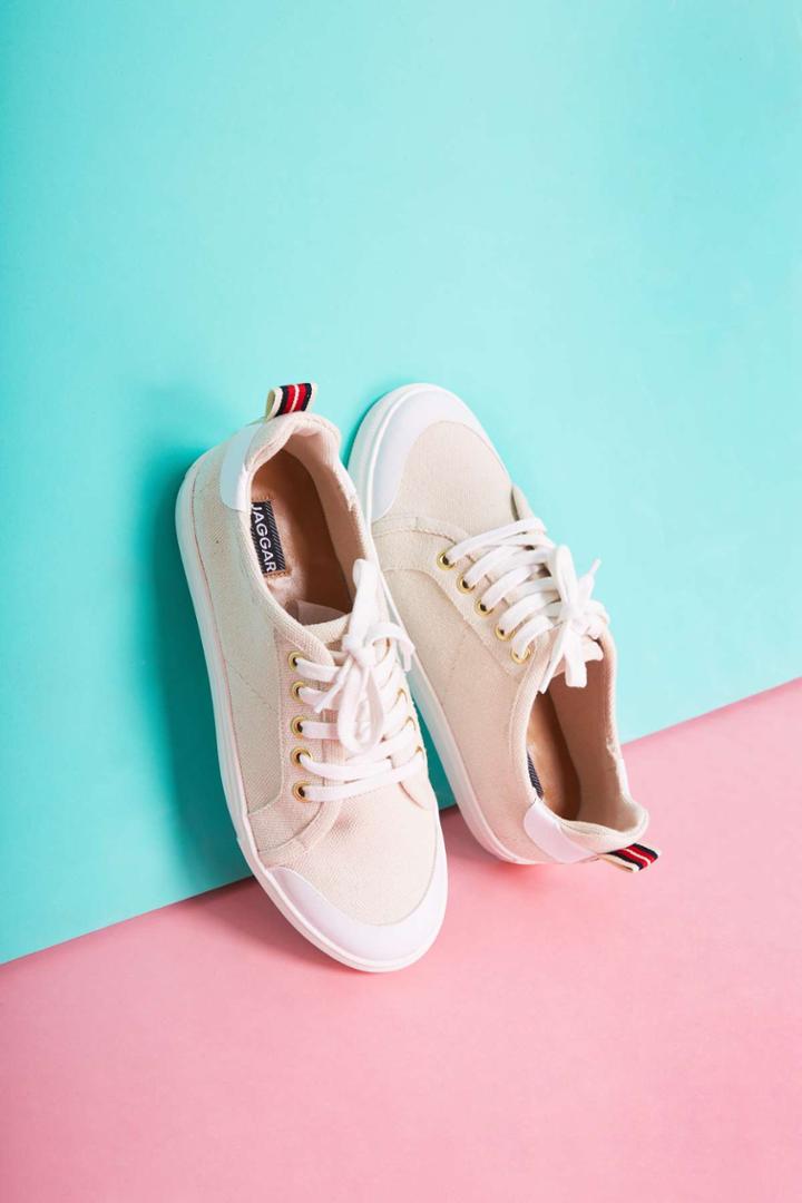 Jaggar Jaggar Lace Me Up Sneaker Oatmeal36,41,37,38,39
