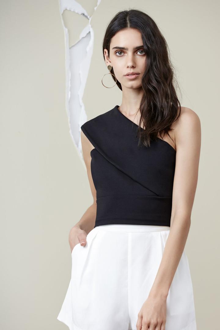 Finders Keepers Aston Top Black