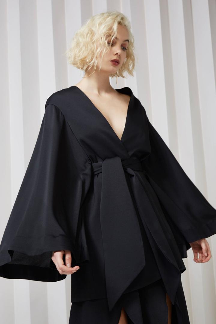 Keepsake Deeper Cape Black