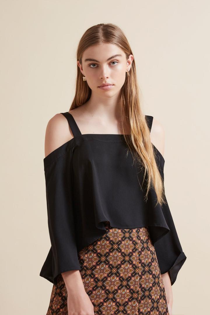 The Fifth The Fifth In Full Light Top Black