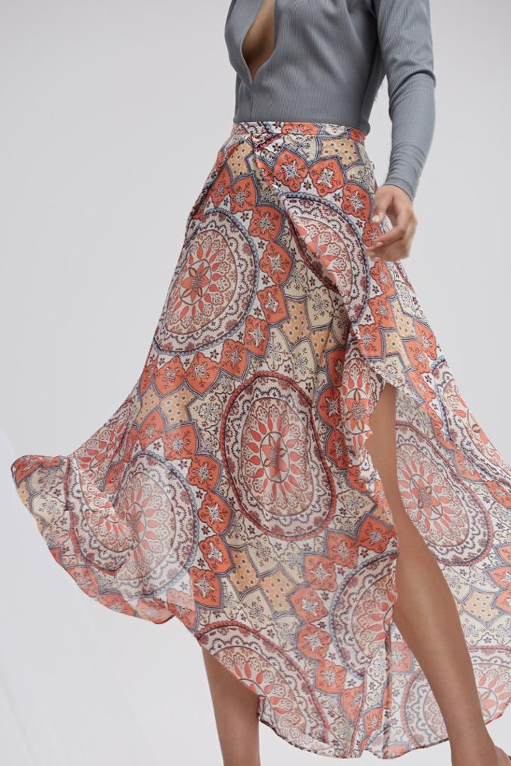 Finders Keepers Memphis Skirt Light Persian