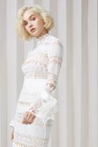 Keepsake Walk On By Long Sleeve Top Ivory