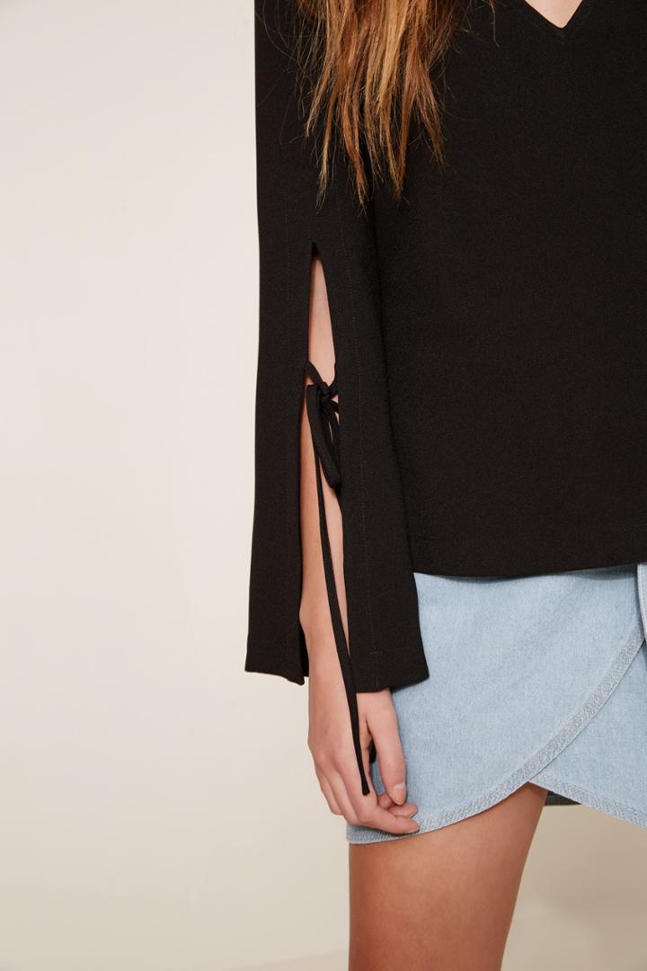 The Fifth The Fifth Jeanne Long Sleeve Top Blackxxs, Xs,s,m,l