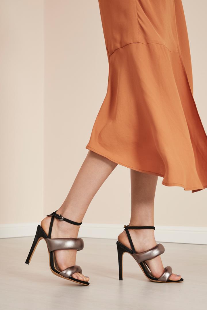 Jaggar Footwear Cube Heel Black