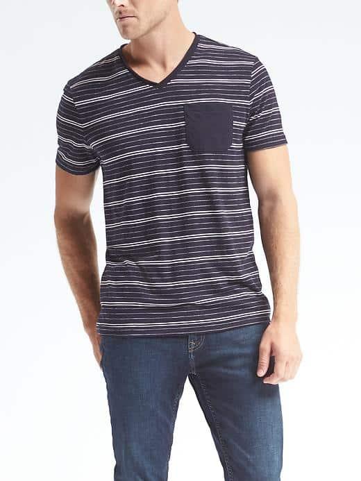 Banana Republic Mens Vintage Stripe Vee Tee - Navy