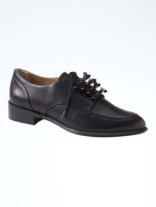 Banana Republic Bow Oxford - Black