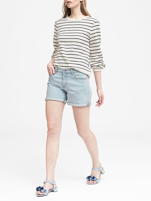 Banana Republic Womens Roll-up Light Wash 6 Denim Short Light Wash Size 6