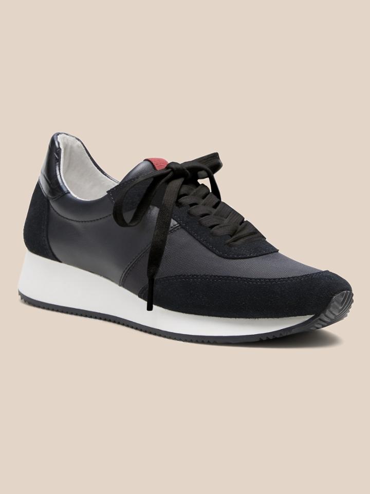 Essential Trainer Sneaker