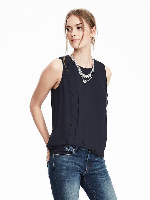 Banana Republic Scallop Top Size L Petite - Preppy Navy