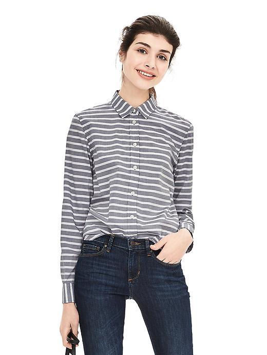 Banana Republic Classic Fit Striped Shirt Size L Petite - Preppy Navy
