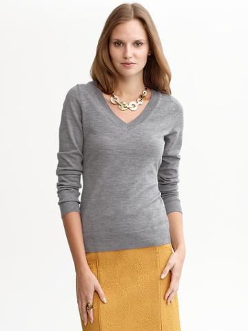 Banana Republic Merino V Neck