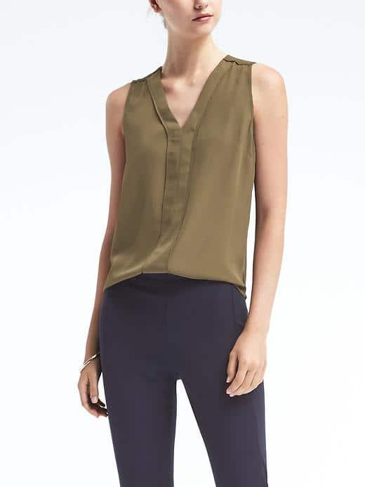 Banana Republic Womens Piped V Neck Top - Seaweed