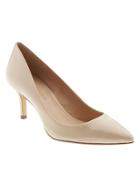 Banana Republic Kinsley Pump Size 5 - Crema