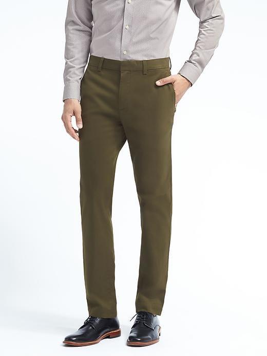 Banana Republic Mens Aiden Slim Chino - Mistletoe