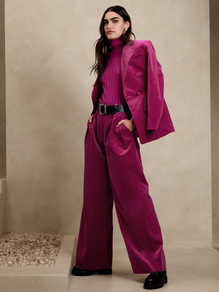 Veluro Relaxed Velvet Pant