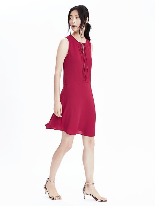 Banana Republic Womens Tie Neck Dress Size 0 Petite - Cranberry Sauce