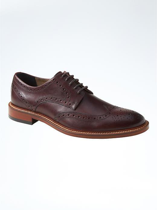 Banana Republic Mens Hadley Brogue Oxford - Burgundy