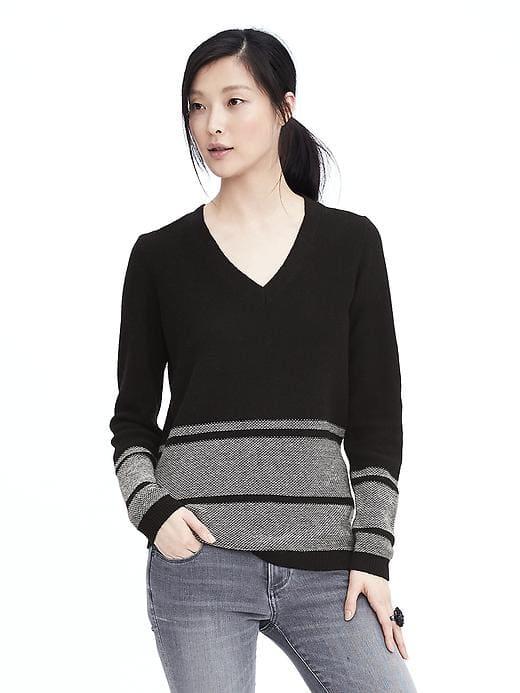 Banana Republic Womens Italian Cashmere Blend Striped Vee Neck Sweater - Black