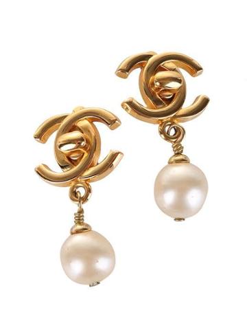 Banana Republic Luxe Vintage Chanel Gold Pearl Dangle Earring - Gold