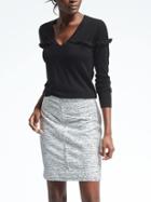 Banana Republic Womens Merino Scallop Vee Neck Sweater - Black