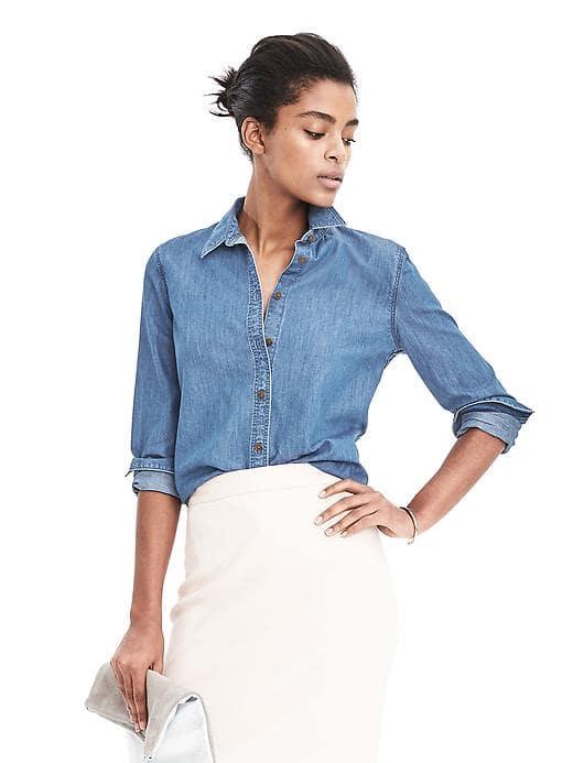Banana Republic Womens Dillon Fit Denim Shirt - Medium Wash