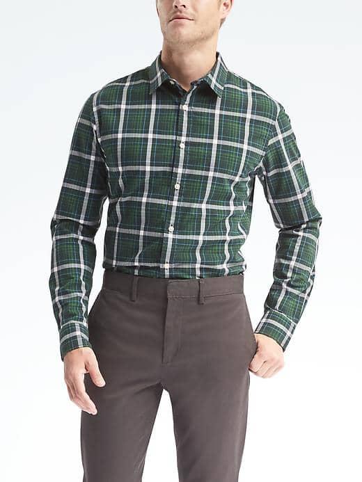 Banana Republic Mens Grant Fit Custom Wash Bold Plaid Shirt - Deep Green