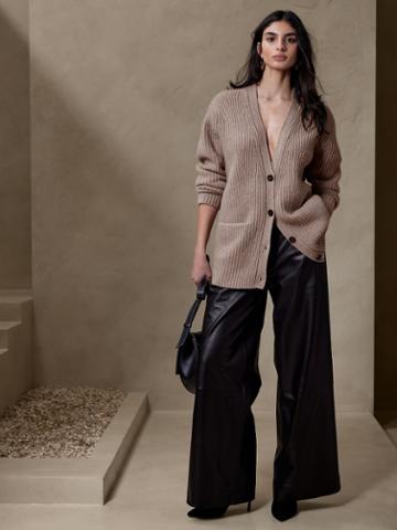 Curio Relaxed Cashmere Cardigan