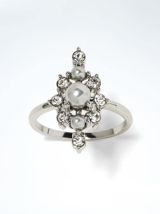 Banana Republic Delicate Pearl Ring - Silver