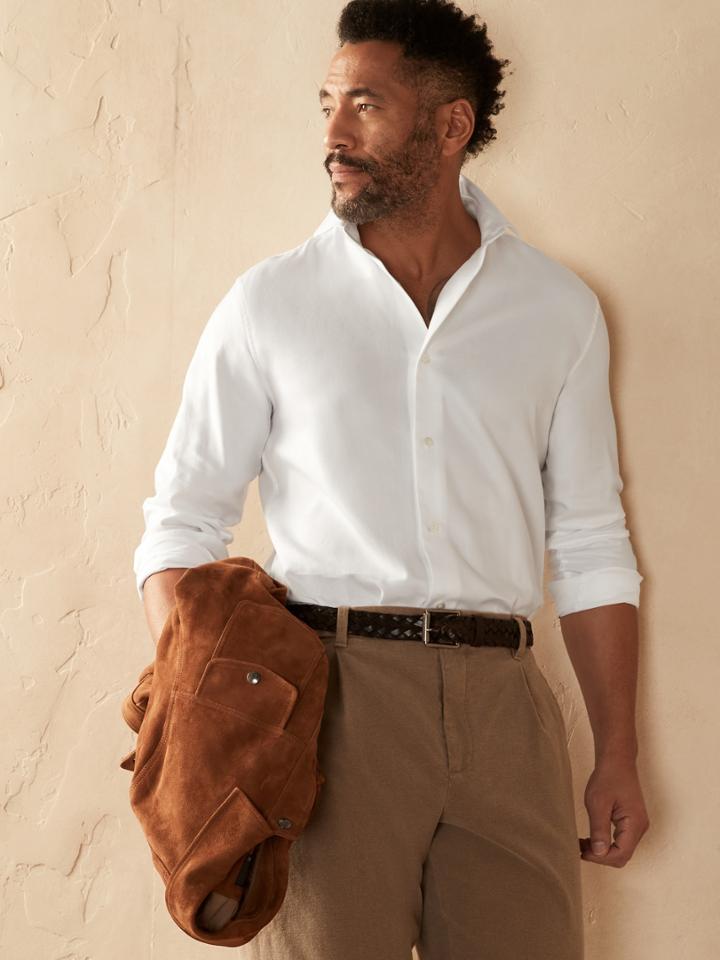 Fine Twill Dress Shirt With Cutaway Collar
