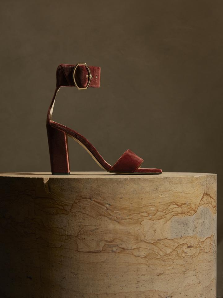 Ravello Velvet Sandal