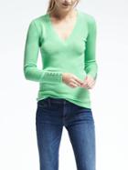 Banana Republic Womens Extra Fine Merino Wool Vee Pullover - Stem Green