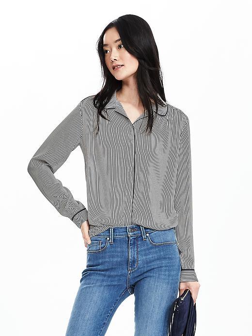 Banana Republic Striped Round Collar Blouse Size L Petite - Preppy Navy