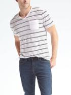Banana Republic Mens Vintage Stripe Vee Tee - White