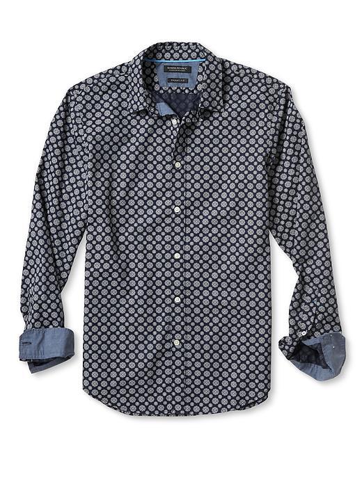 Banana Republic Mens Grant Fit Custom Wash Medallion Print Shirt Size S - Preppy Navy
