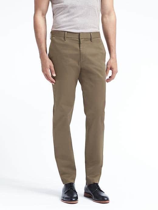 Banana Republic Mens Mason Tapered Rapid Movement Chino - Brown