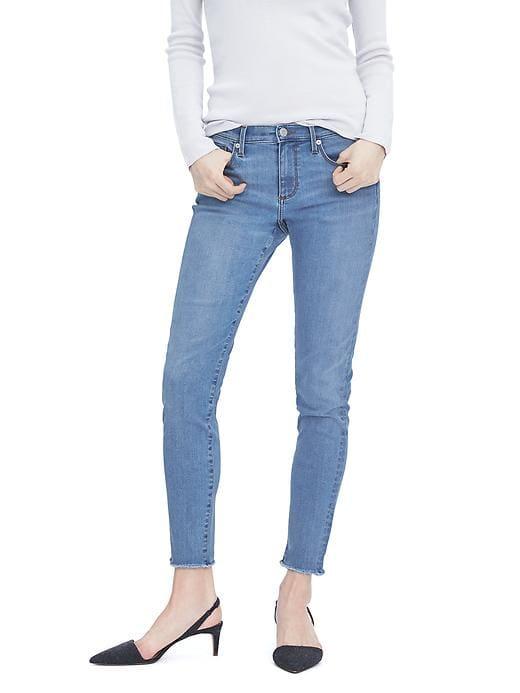 Banana Republic Womens Sculpt Light Wash Fray-hem Skinny Ankle Jean Light Wash Size 30