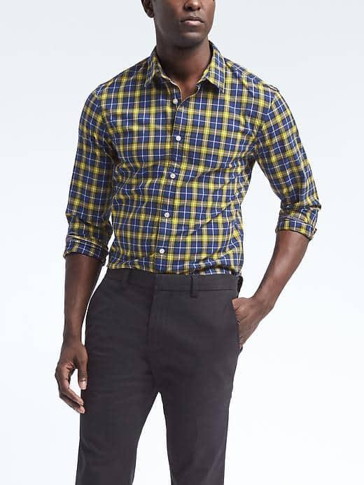 Banana Republic Mens Grant Fit Custom Wash Plaid Shirt - Oxbow