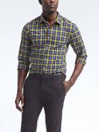 Banana Republic Mens Grant Fit Custom Wash Plaid Shirt - Oxbow