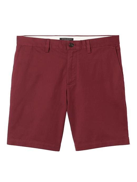 Banana Republic Mens Aiden Slim Stretch Cotton 9 Short - Burgundy