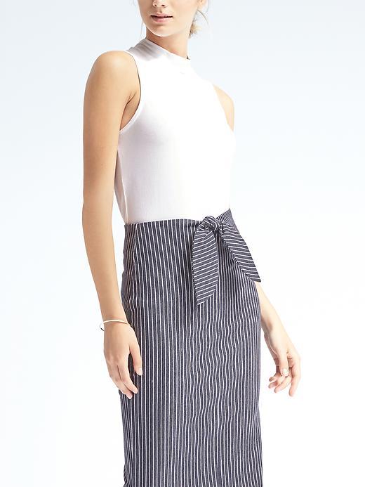 Banana Republic Essential Mock Neck Tee - White