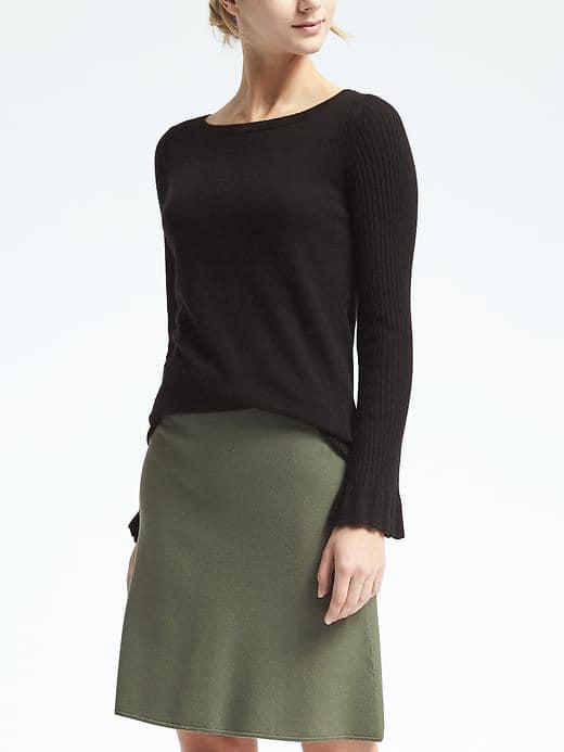 Banana Republic Womens Italian Cashmere Blend Ribbed Sleeve Pullover - True Black