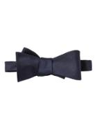 Banana Republic Mens Gabardine Nanotex Bow Tie Navy Size One Size
