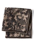 Banana Republic Mens Br X Kevin Love   Camo Silk Pocket Square Taupe Size One Size